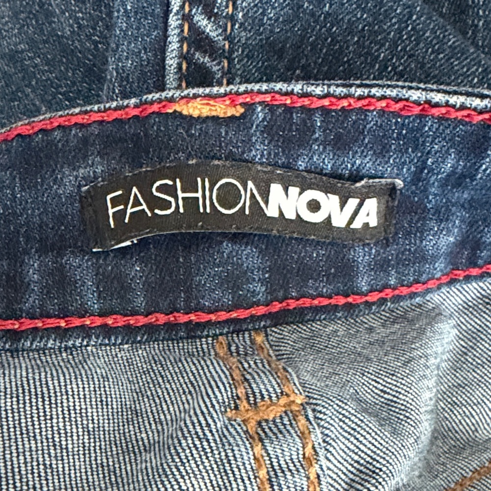 Fashion Nova Blue Distressed Skinny Jeans Size 9 - Picture 8 of 9